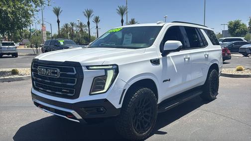 Summit White 2025 GMC Yukon 4WD AT4