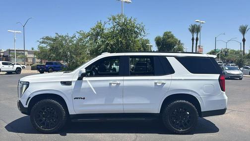 Summit White 2025 GMC Yukon 4WD AT4