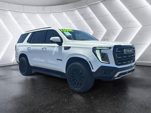 Summit White 2025 GMC Yukon 4WD AT4