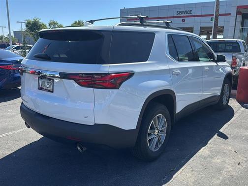 Summit White 2023 Chevrolet Traverse LT Cloth