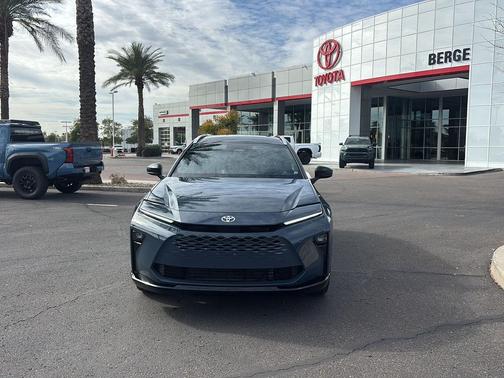 2025 Toyota Crown Signia Limited