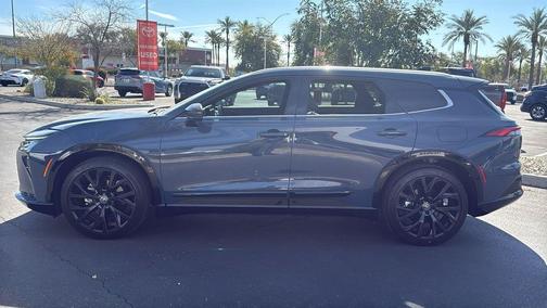 2025 Toyota Crown Signia Limited