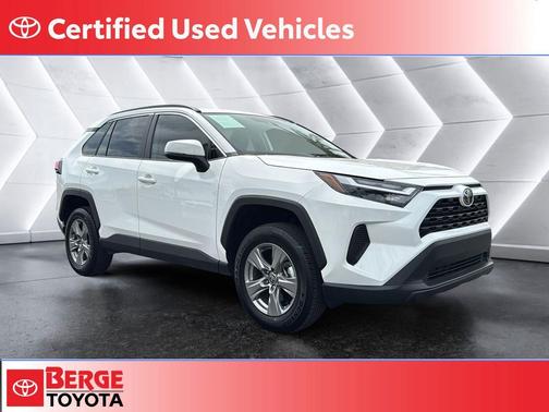 Ice Cap 2025 Toyota RAV4 XLE