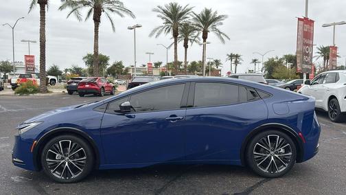 2025 Toyota Prius XLE