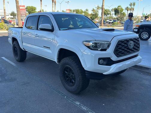 Super White 2020 Toyota Tacoma TRD Sport