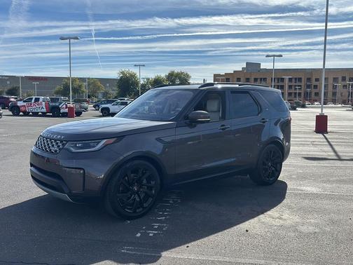 2021 Land Rover Discovery P300 S