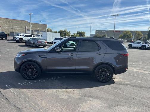 2021 Land Rover Discovery P300 S