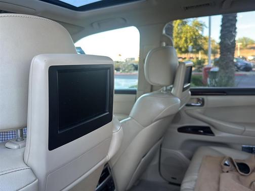 2014 Lexus LX 570 Base