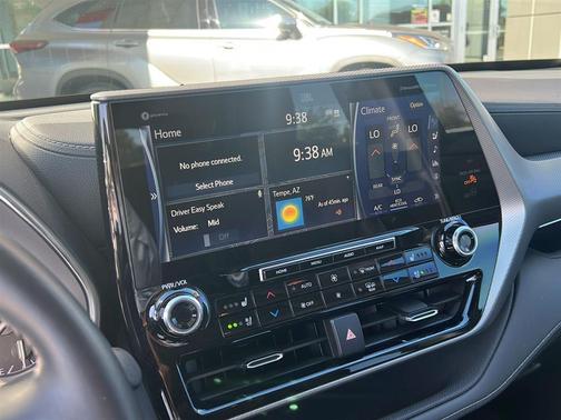 Wind Chill Pearl 2022 Toyota Highlander Platinum