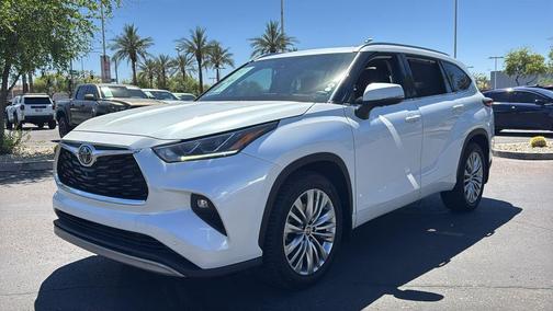 Wind Chill Pearl 2022 Toyota Highlander Platinum