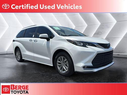2024 Toyota Sienna XLE 7 Passenger