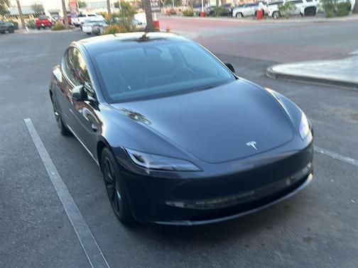 2025 Tesla Model 3 Long Range