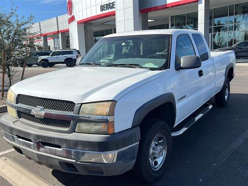 2003 Chevrolet Silverado 2500 LS H/D Extended Cab