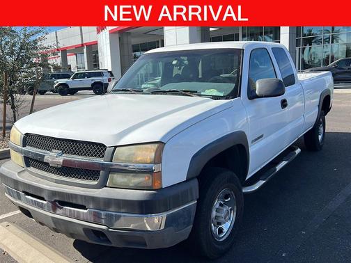 2003 Chevrolet Silverado 2500 LS H/D Extended Cab