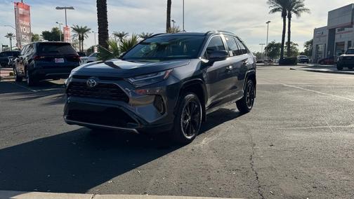 2025 Toyota RAV4 Hybrid SE