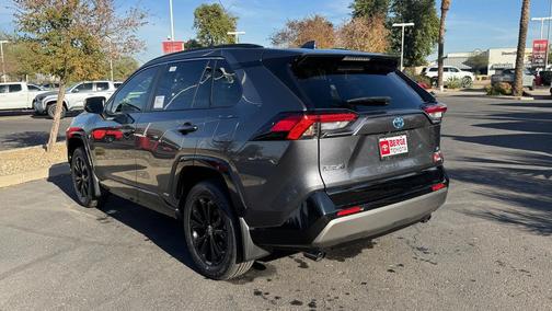 2025 Toyota RAV4 Hybrid SE
