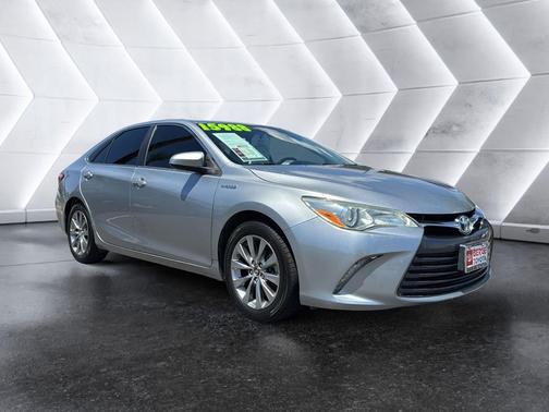2015 Toyota Camry Hybrid XLE