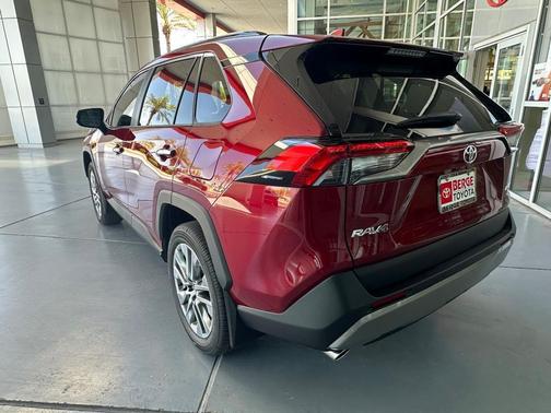 2025 Toyota RAV4 Limited