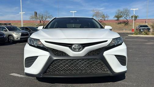 2018 Toyota Camry SE