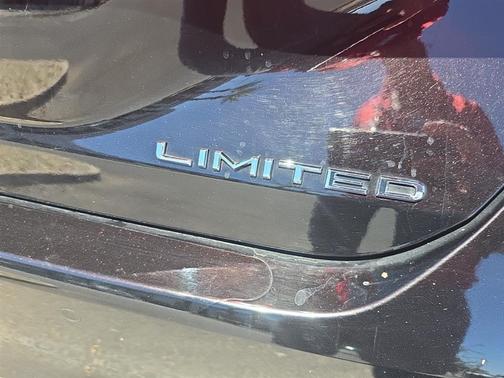 Opulent Amber 2019 Toyota Avalon Limited