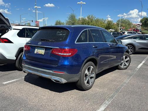 2018 Mercedes-Benz GLC 300 Base