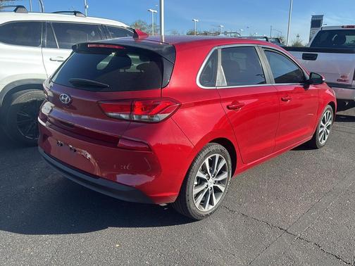 2018 Hyundai Elantra GT Base