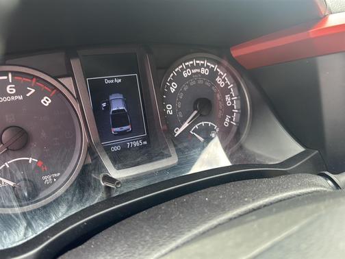 2016 Toyota Tacoma TRD Sport