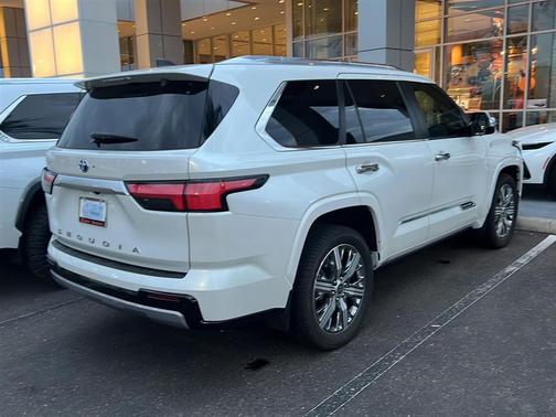 2024 Toyota Sequoia Capstone