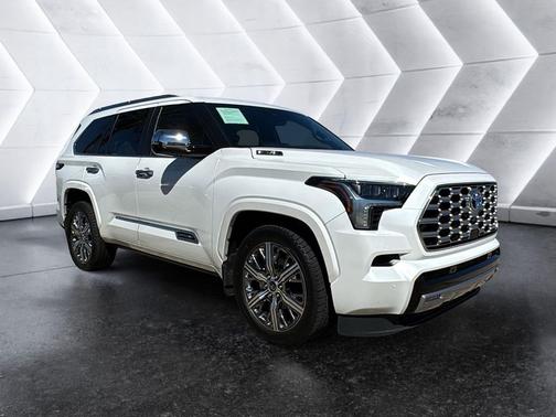 2024 Toyota Sequoia Capstone