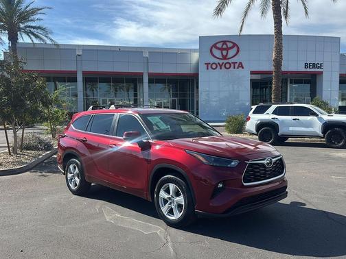 2023 Toyota Highlander LE