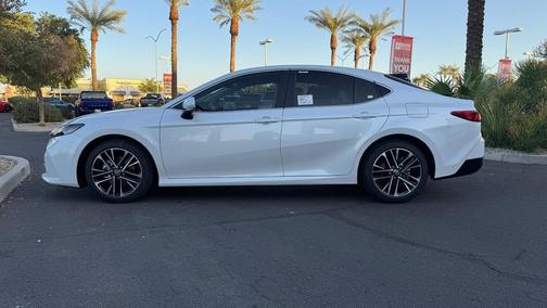 Wind Chill Pearl 2026 Toyota Camry XLE