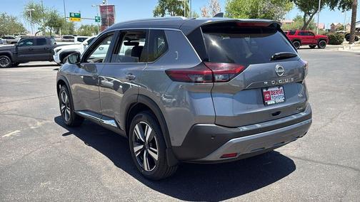 Gun Metallic 2023 Nissan Rogue SL