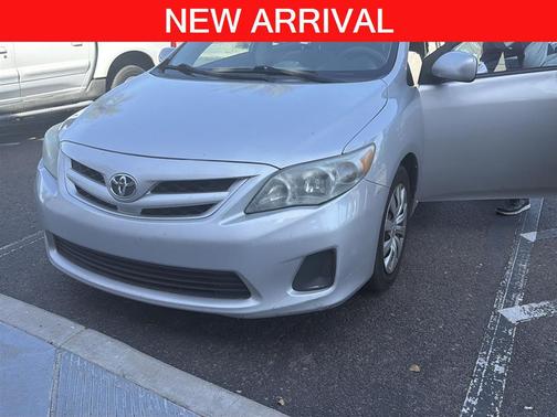 Classic Silver Metallic 2012 Toyota Corolla LE