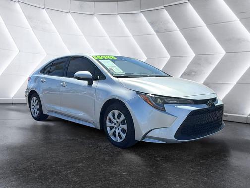 Classic Silver Metallic 2022 Toyota Corolla LE