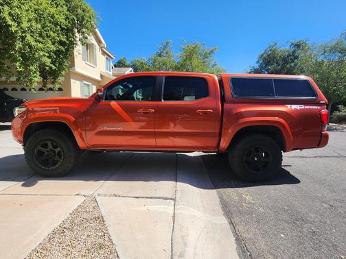 2016 Toyota Tacoma TRD Sport
