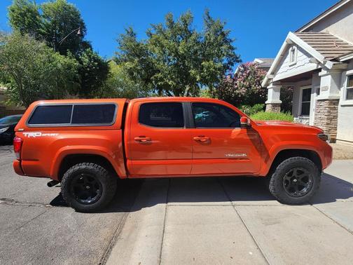 2016 Toyota Tacoma TRD Sport