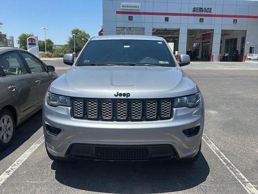 2019 Jeep Grand Cherokee Altitude