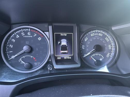 White 2022 Toyota Tacoma TRD Sport