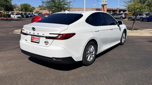 Ice Cap 2026 Toyota Camry LE