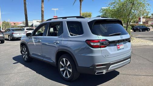 Sonic Gray Pearl 2025 Honda Pilot Elite