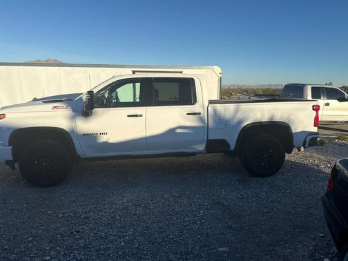 2023 Chevrolet Silverado 3500 LTZ