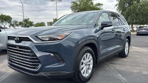 2024 Toyota Grand Highlander Hybrid XLE