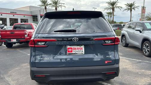 2024 Toyota Grand Highlander Hybrid XLE