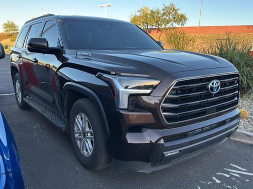 2023 Toyota Sequoia SR5