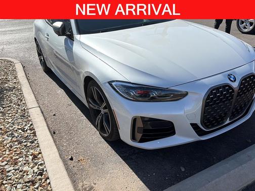 Mineral White Metallic 2021 BMW M440 i xDrive