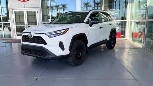 2025 Toyota RAV4 Hybrid LE