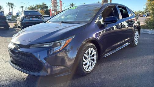 2022 Toyota Corolla LE