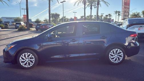 2022 Toyota Corolla LE