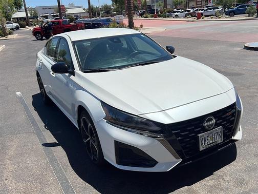 Pearl White Tricoat 2024 Nissan Altima SR Intelligent AWD