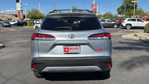 2024 Toyota Corolla Cross LE